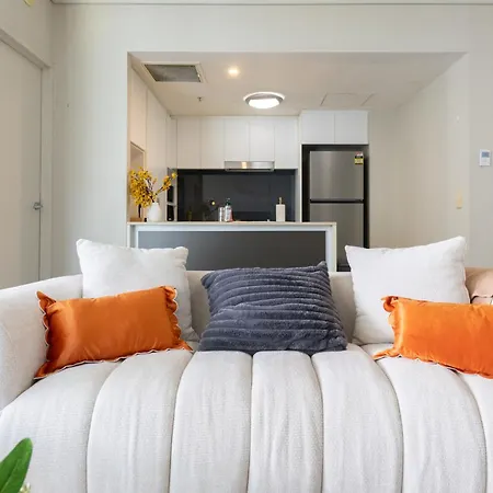 Apartment Oaks Gorgeous 2br With Pool, Parking, Gym *