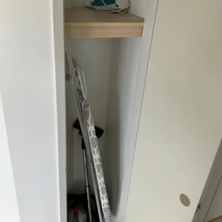 Modem Two Bedroom In Inner Cbd Apartment
