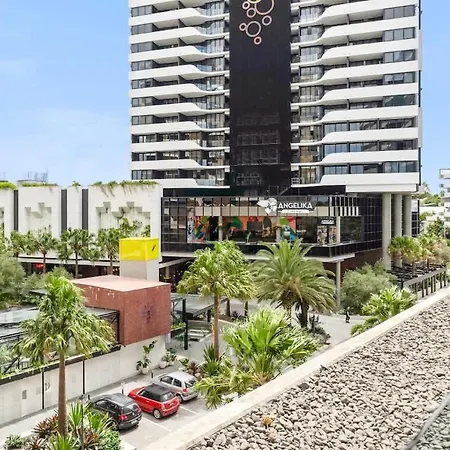 Designer Woolloongabba Retreat Near The Gabba