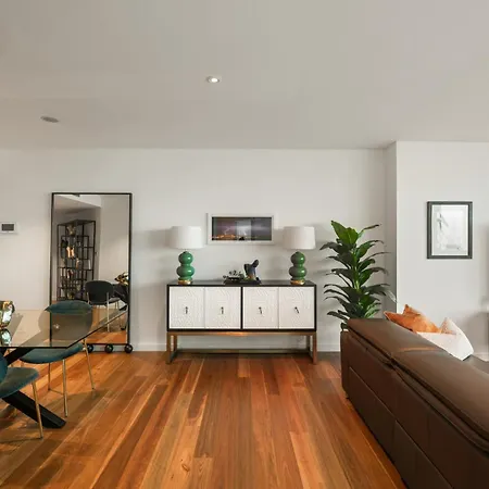 Apartment Skylight With Free Parking