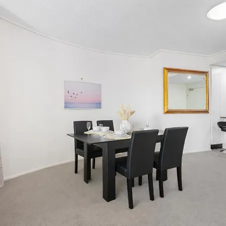 Apartment Oaks Luxury 2br With Pool, Gym And Parking
