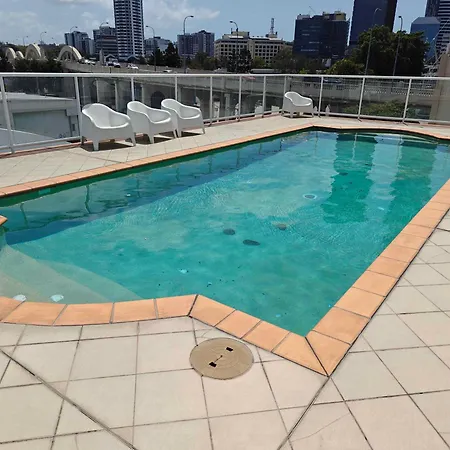 Riverfront Duplex With Unbeatable Connectivity Apartment Brisbane