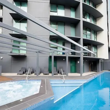 Cbd - Pool Gym - 4 People Apartment *