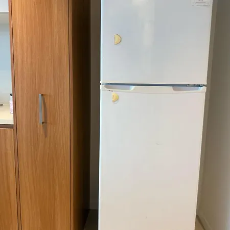 Cozy & Stylish 1b In The Heart Of C34 * Brisbane