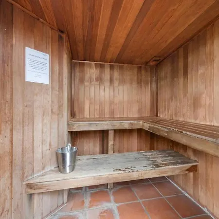 One-bedroom Escape I Mantra On Queen *