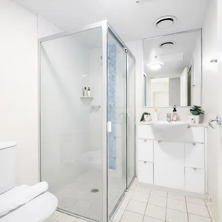 Oaks Gorgeous 2br With Pool, Parking, Gym