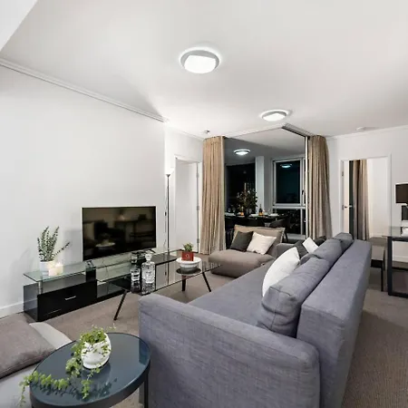Apartment Dusk A Luxury 2bed 2bath Cbd Sky With Pool Parking And *
