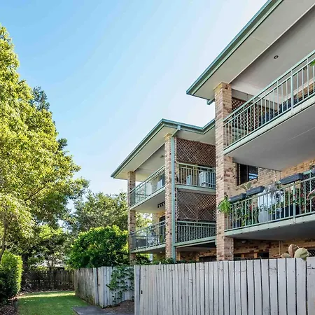 Pulse Hideaway Steps To Valley & Cbd *