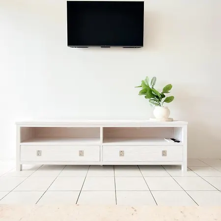 South Bank Penthouse - Streets Access - Free Parking Apartment Brisbane
