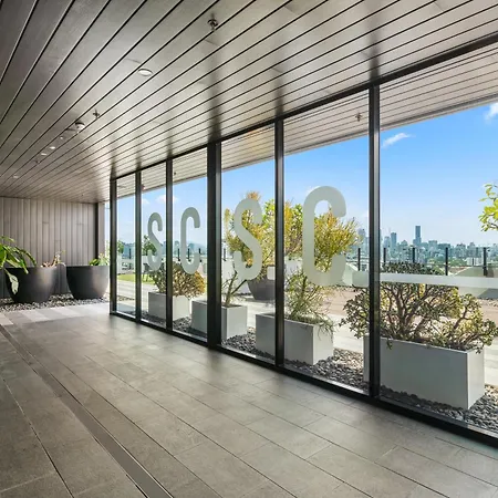 Bright 2br With Sofa Bed In Woolloongabba Apartment *