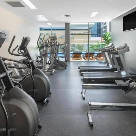 Dusk A Luxury 2bed 2bath Cbd Sky With Pool Parking And Apartment