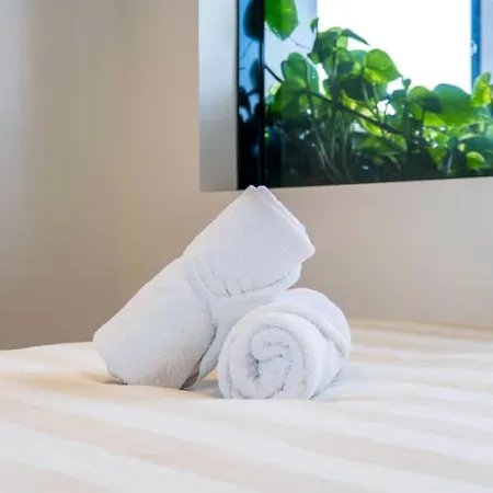 2br Boutique Only Mins To Suncorp Stadium & Bne *