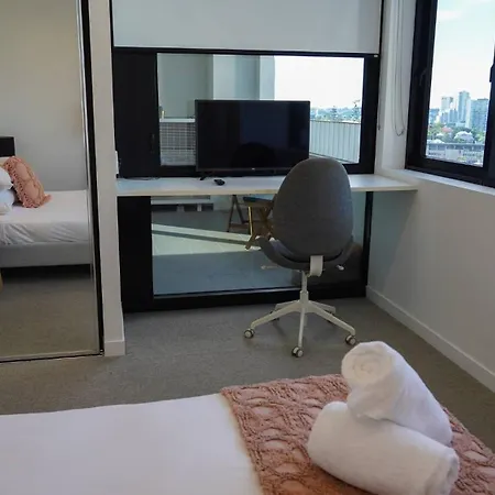 Stylish Escape - Views & Perks Brisbane