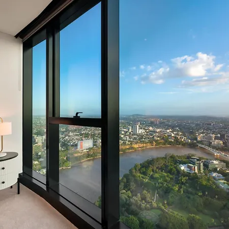 Apartment Skylight With Free Parking Brisbane