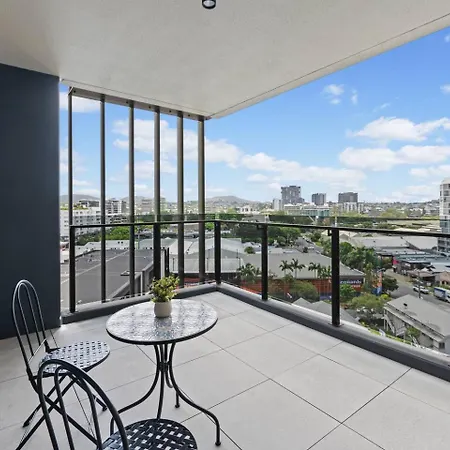 Heart Of Riverview Balcony Pool And Bbq Apartment Brisbane