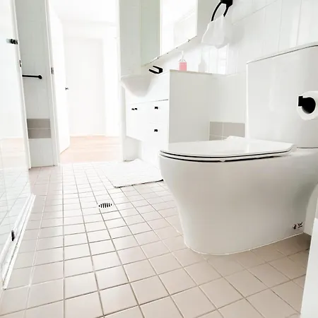 Apartment Cbd - Pool Gym - 4 People Brisbane