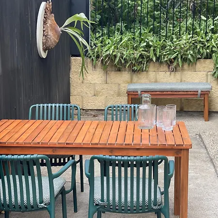 2 Bed Ground Flr Gaythorne Courtyard Apt, Parking