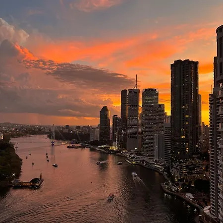 Apartment Stunning Views Over River, Kangaroo Point And Story Bridge Brisbane