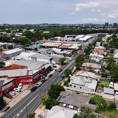 Bright 2br With Sofa Bed In Woolloongabba Apartment *