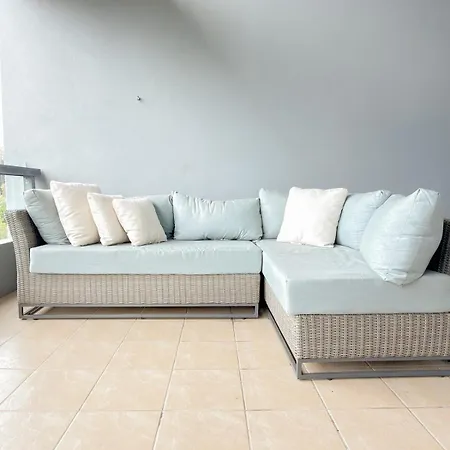 South Bank Penthouse - Streets Access - Free Parking *