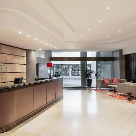 One-bedroom Escape I Mantra On Queen *