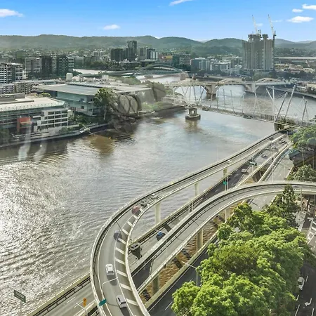 Apartment High Rise 2br In Cbd Brisbane