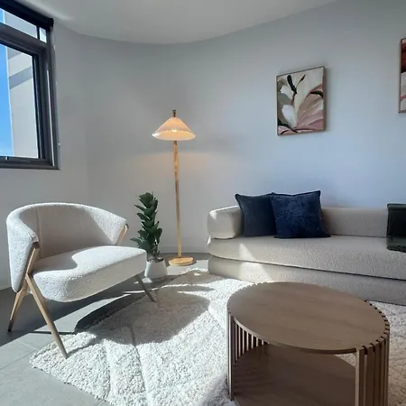 Luxe 2br With Rooftop Pool And Cbd View Brisbane
