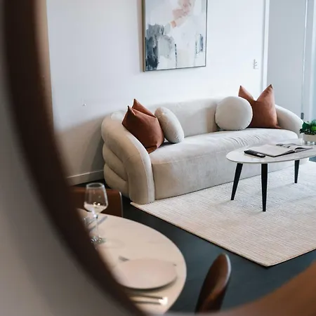 Apartment High Rise 2br In Cbd Brisbane