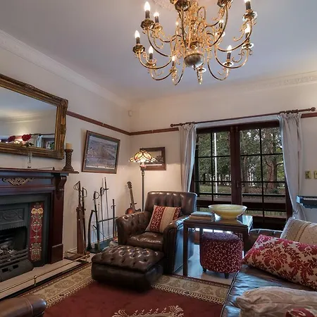 Grove Manor Guest house