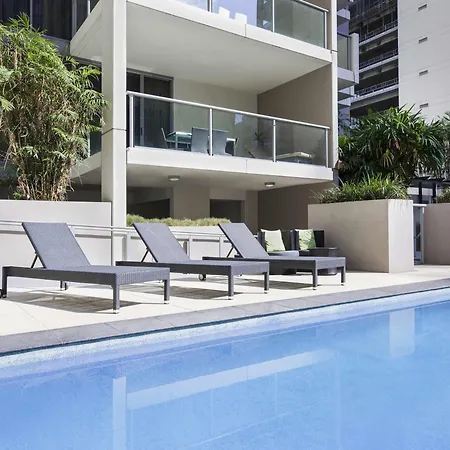 Mantra Midtown Brisbane