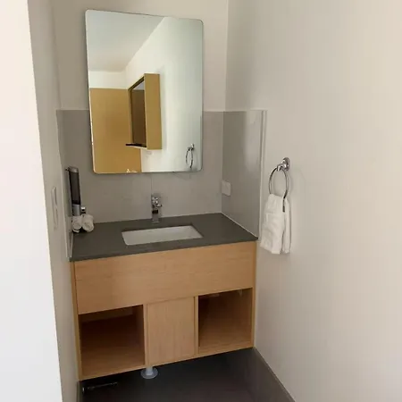 Aspley Motor Motel 4*