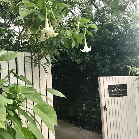 Apartment Jacaranda House Garden Brisbane