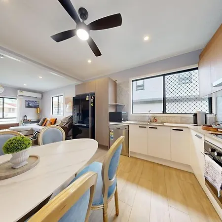 Cozy House Cannon Hill , 3 Bed, And Just 13 Mins From Airport And 15 Mins From Cbd *