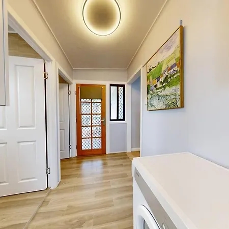 Holiday home Cozy House Cannon Hill , 3 Bed, And Just 13 Mins From Airport And 15 Mins From Cbd Brisbane