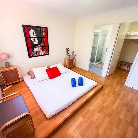 Guest house Vista Air Conditioned Dream Castle Youth