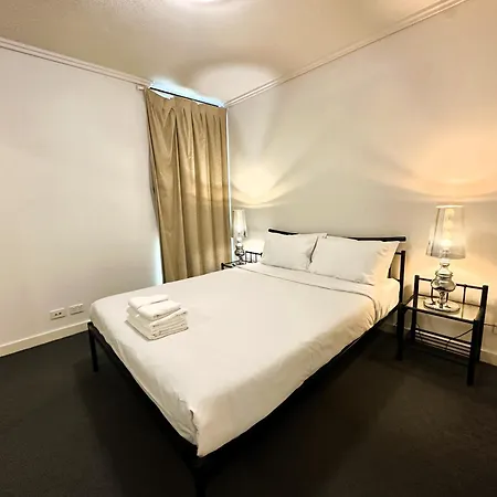 Apartment Modern 2br In Cbd | Pool | Gym | Parking *