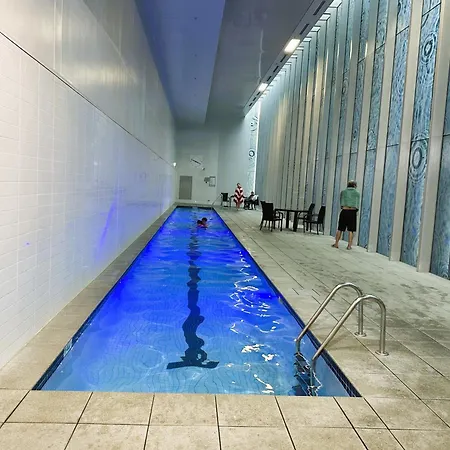 Apartment Modern 2br In Cbd | Pool | Gym | Parking *