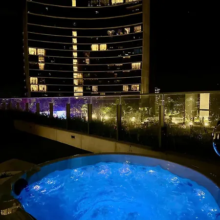 Apartment Luxury Riverfront Level 38 Queen's Wharf Tower Brisbane