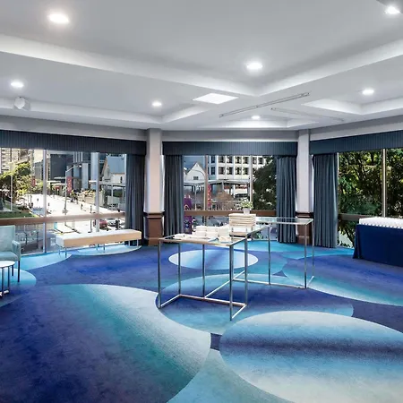 Pullman King George Square 5* Brisbane