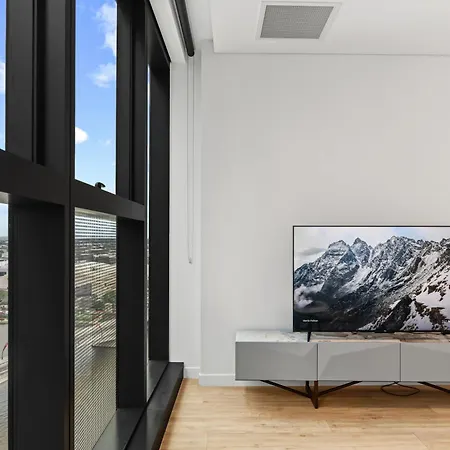 Cbd Luxury River View 1bed The One Apartment *