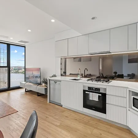 Cbd Luxury River View 1bed The One