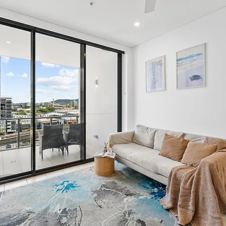 Apartment Escape House At Cultural Centre Precinct *