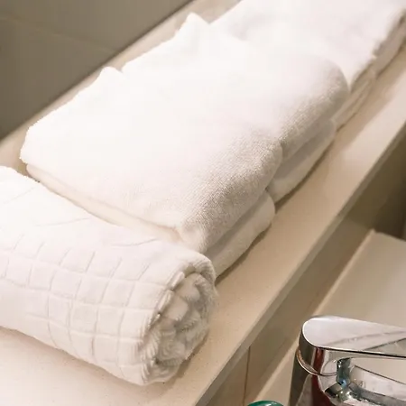 Apartment Cbd Cozy 2beds At Tallest Building With Free Parking Brisbane