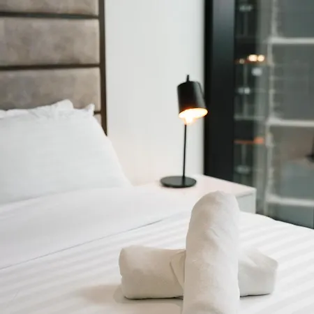 Apartment Cbd Cozy 2beds At Tallest Building With Free Parking Brisbane