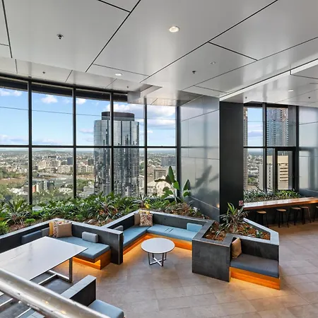 Cbd Cozy 2beds At Tallest Building With Free Parking Apartment Brisbane