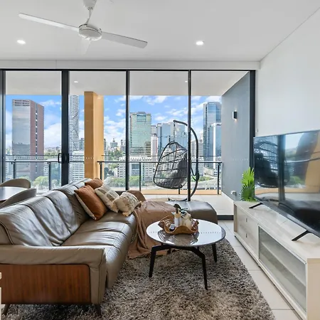 The Grand Panorama Riverside Escape With 3bd *
