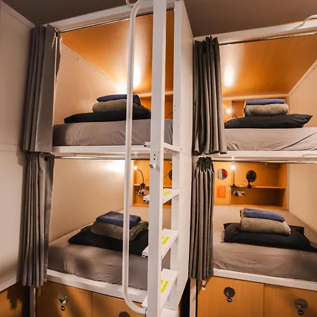 Hostel Tequila Sunrise Podstel *