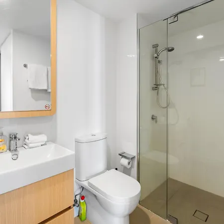 3-bed View With Free Parking