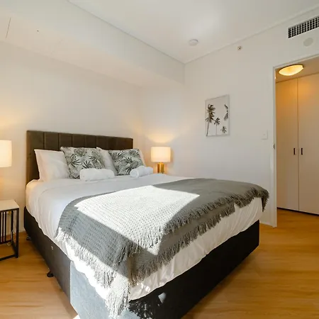Lux 18th Floor 2br 2bath, River View, Pool, Spa, Sauna, Gym, Wifi, Brisbane