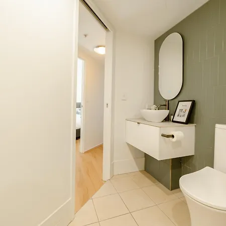 Apartment Lux 18th Floor 2br 2bath, River View, Pool, Spa, Sauna, Gym, Wifi, Brisbane